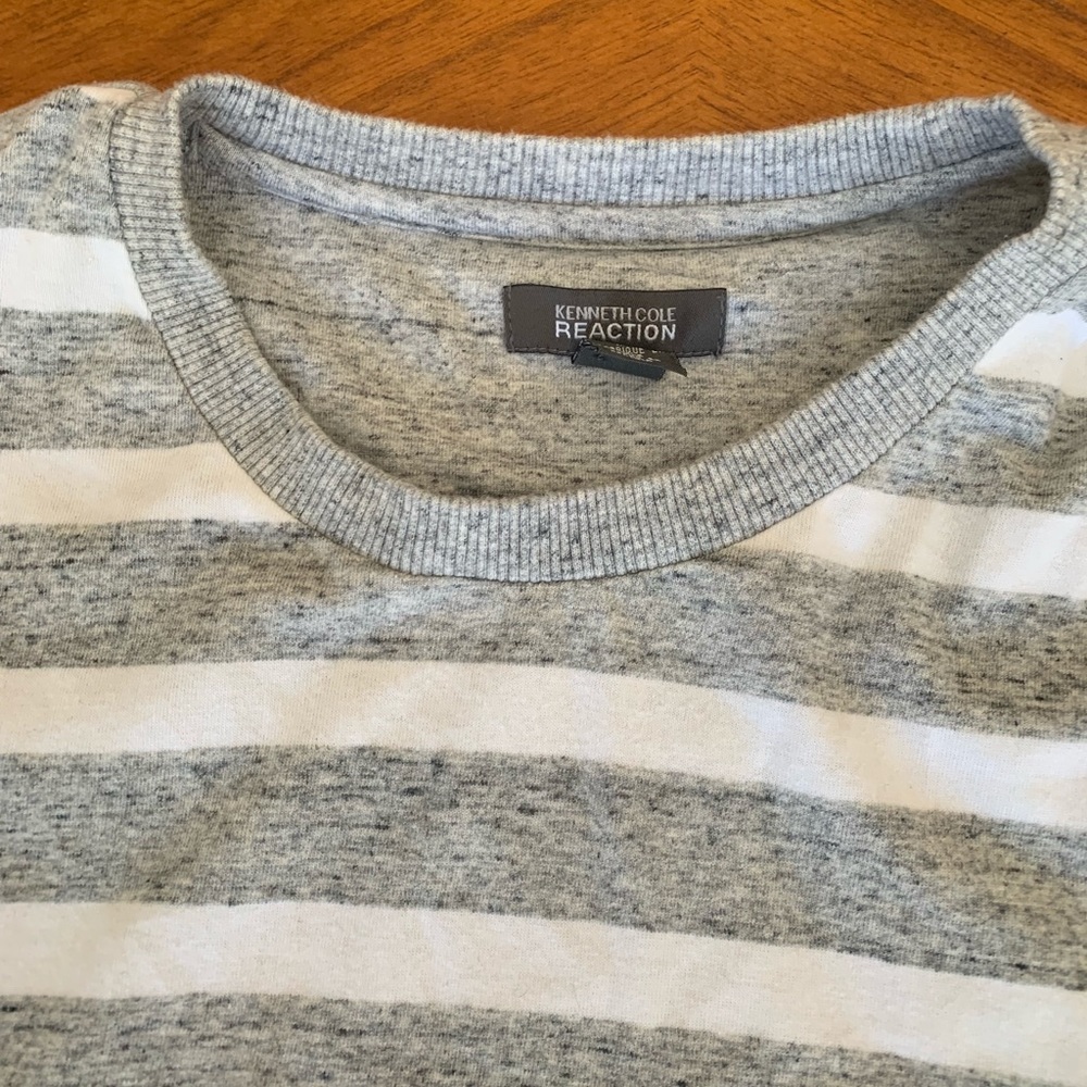 Kenneth Cole - Long Tee